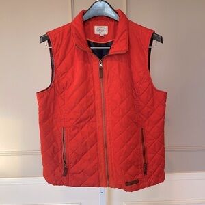 G.H. Bass Co. quilted burnt orange quilted women's vest family pictures sz L